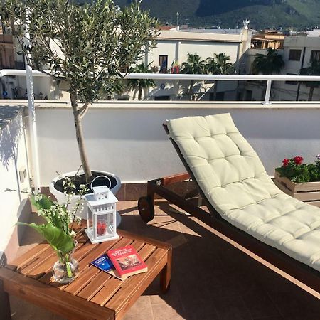 Alto Giardino Rooms Terrasini Buitenkant foto